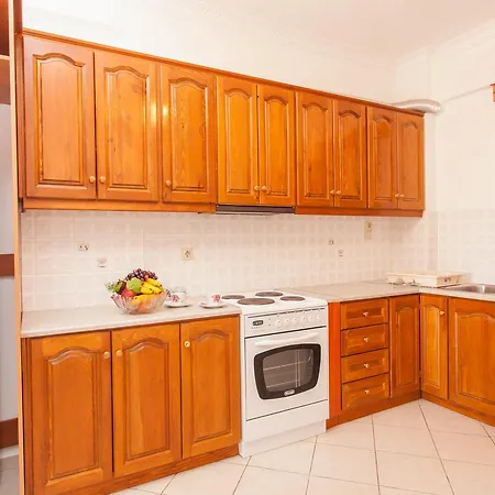 דירה Ionion & נידרי